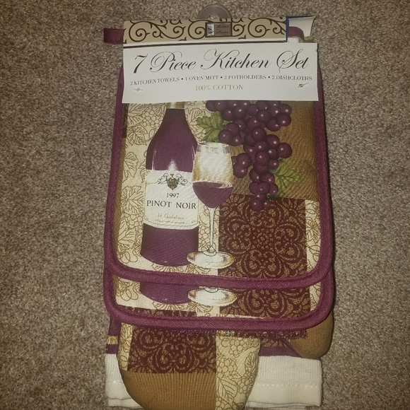 7 Piece Kitchen Set - Picture 2 of 4